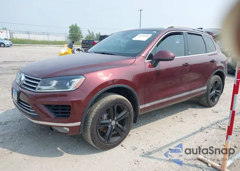 2017 Volkswagen Touareg Wolfsburg from USA, damaged, VIN WVGRF7BP4HD005257